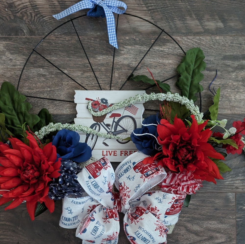 "Live Free" wheel wreath - Picture 10 of 15